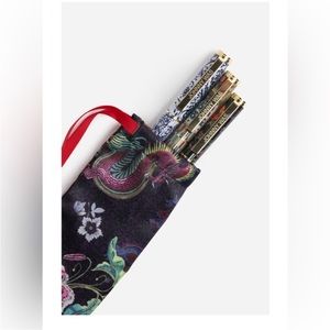 Johnny Was legendary pen set